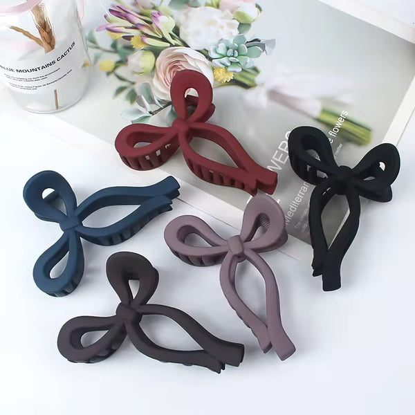 Matte bow knot claw clips