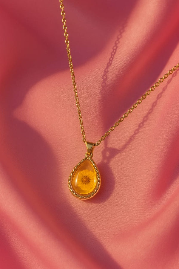 Yellow flower stainless steel necklace