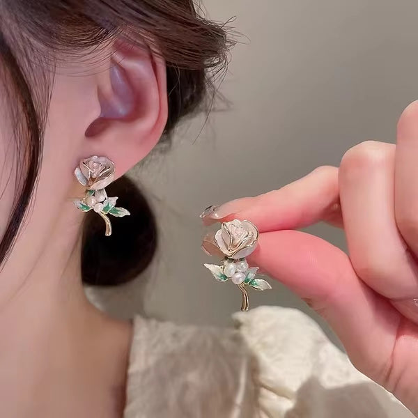 Pear rose anti tarnish earring