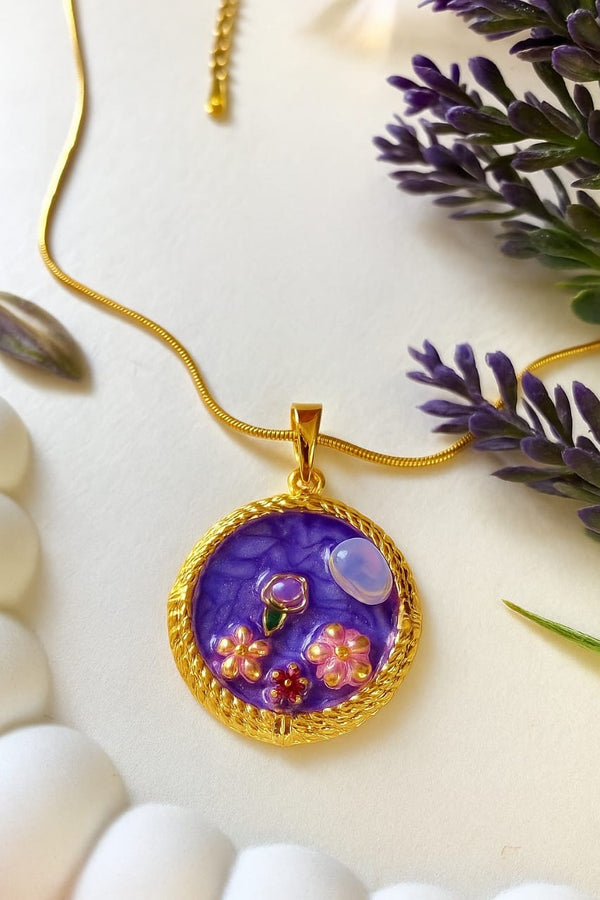 Stainless steel purple flower necklace
