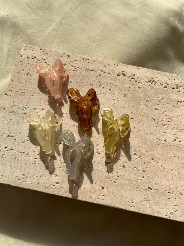 Cute small bow claw clips