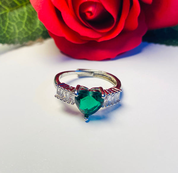 Tiana love heart adjustable ring - green