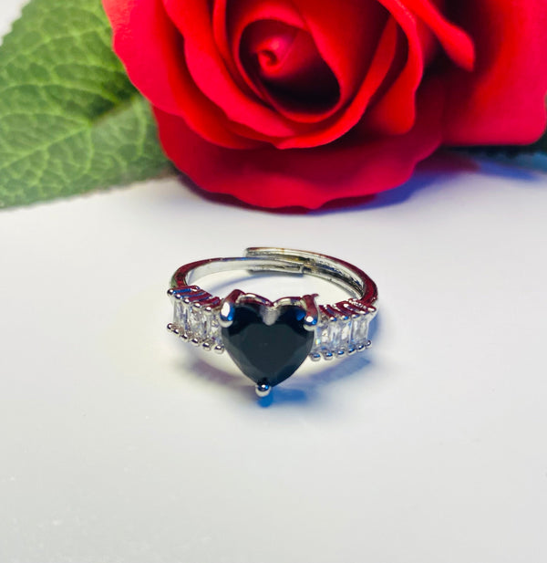 Black love heart adjustable ring