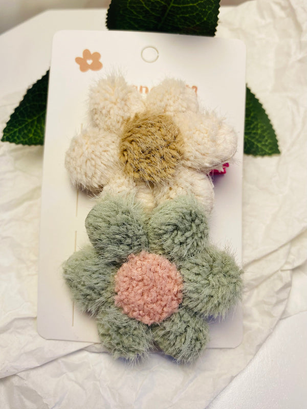 Multicolour pair of daisy flower hair pin