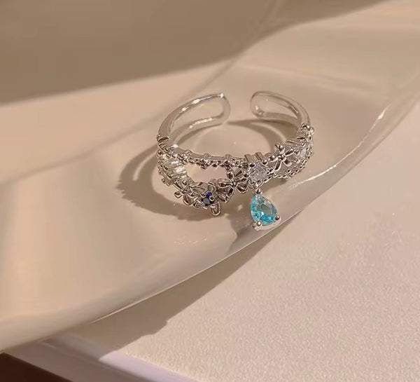Silver princess aesthetic ring