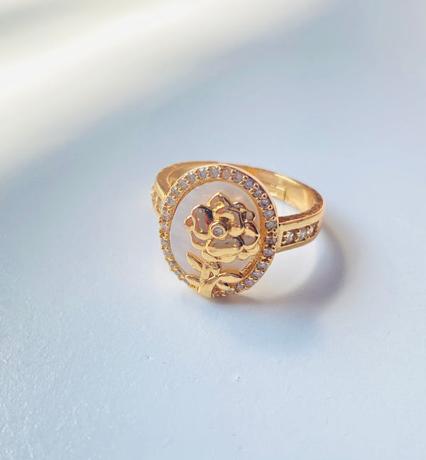 Vintage white rose adjustable ring