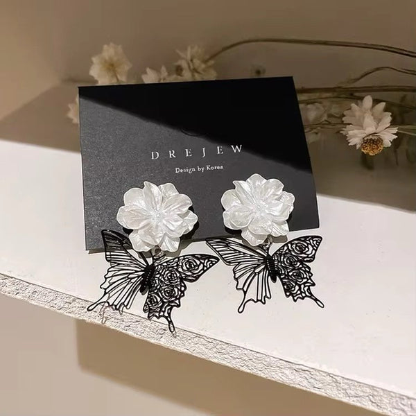 Elegant vintage white camellia butterfly hanging earrings
