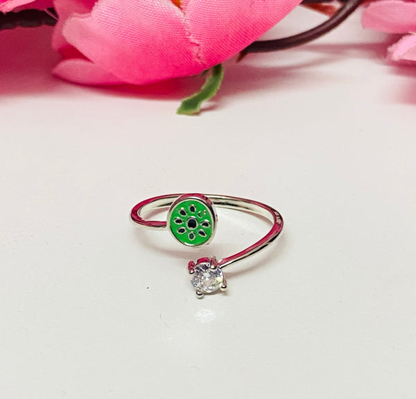 Green kiwi adjustable ring