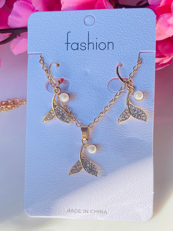 Gold plated necklace with hoop earrings combo set