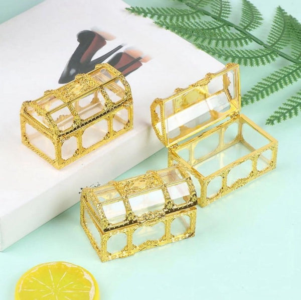 Golden trunk box for jewellery organiser