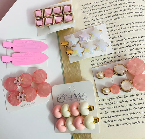 Shades of pink alligator hair pins